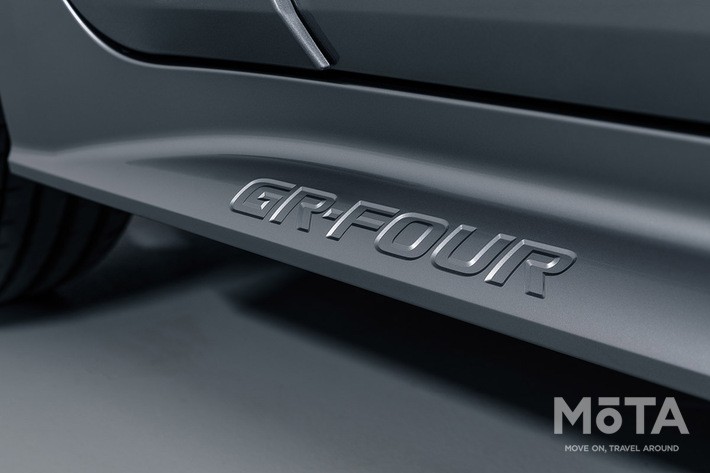 トヨタ GRカローラ