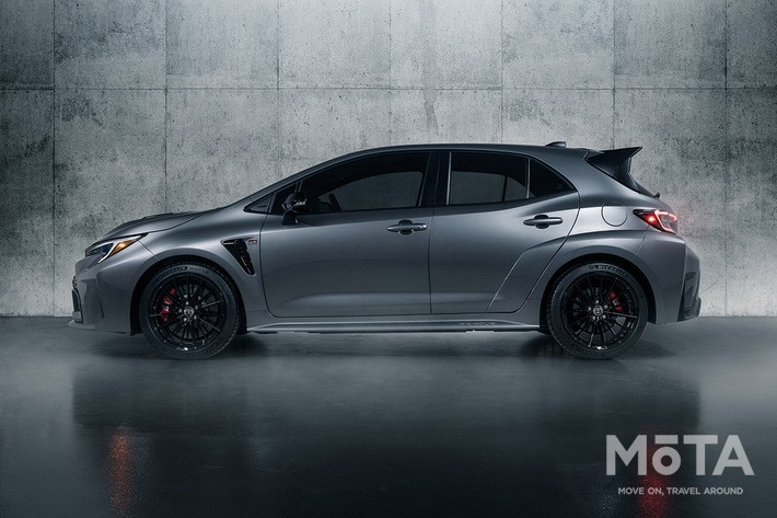 トヨタ GRカローラ