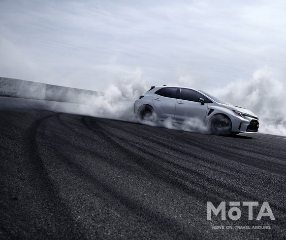 トヨタ GRカローラ