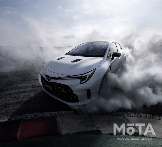 トヨタ GRカローラ