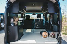 株式会社ブレイズが販売する「ネクストキャンパー」にダイハツ 新型ハイゼット対応のキャンピングカーキットが登場