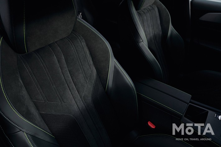 プジョー 新型308 HB