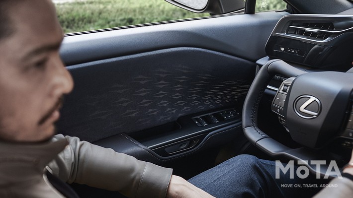 レクサス 新型RZ