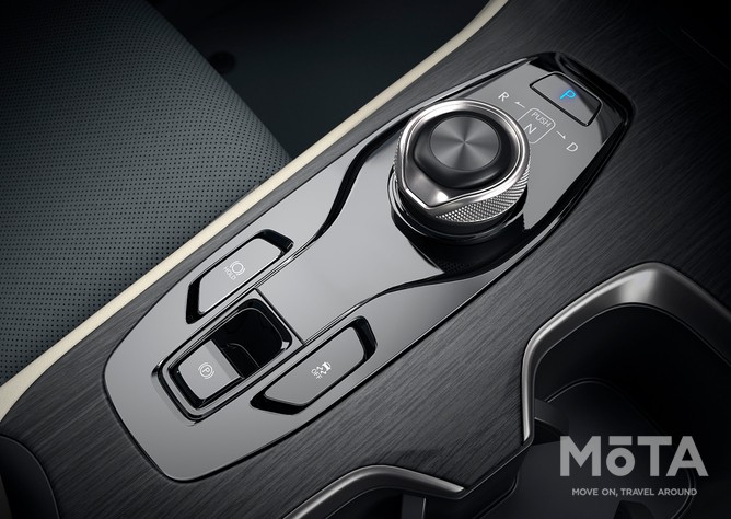 レクサス 新型RZ