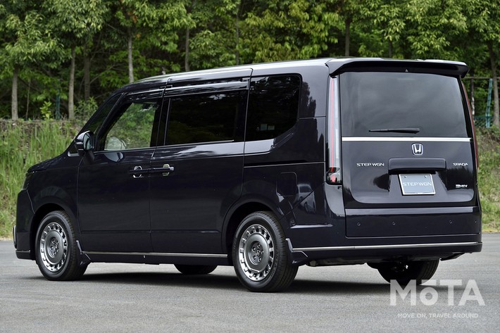 22年ホンダ 新型ステップワゴンの価格は299万8600円から おすすめグレードは実用装備を厳選した364万1000円の スパーダ E Hev だ 話題を先取り 新型車解説22 Mota