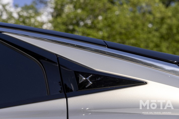 DSオートモビル DS4 E-TENSE