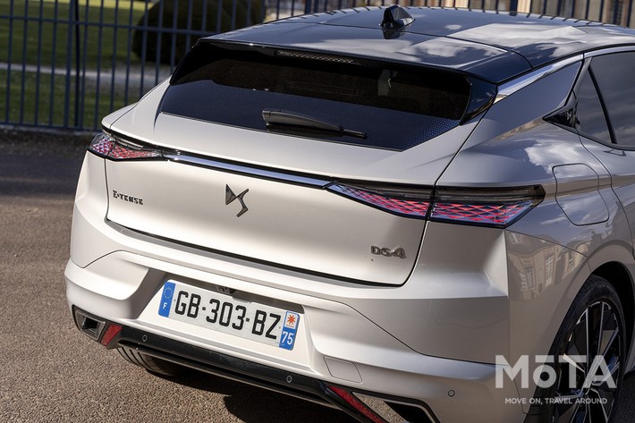 DSオートモビル DS4 E-TENSE