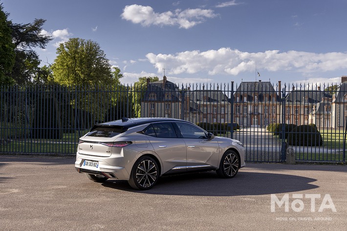 DSオートモビル DS4 E-TENSE