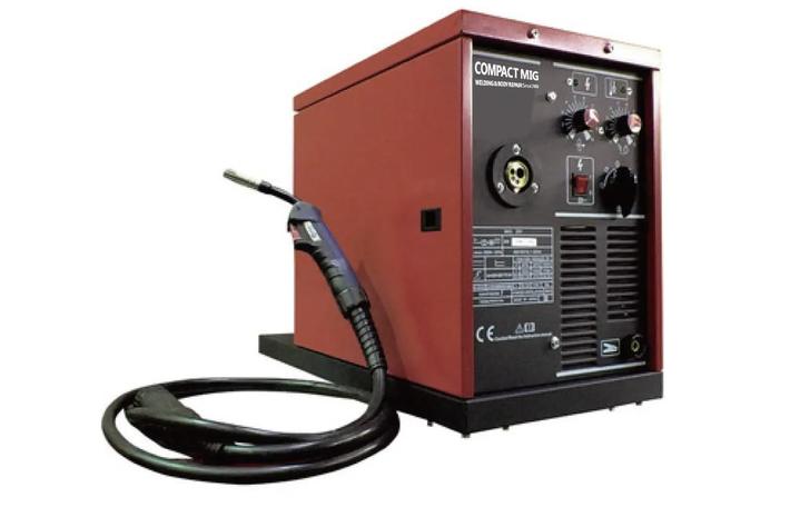 数量限定】定番人気モデルの半自動溶接機「コンパクトミグ C201」 展示