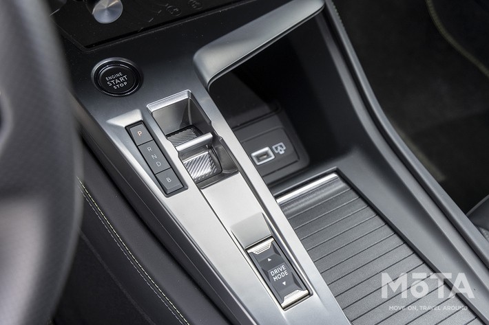 プジョー 308 PHEV