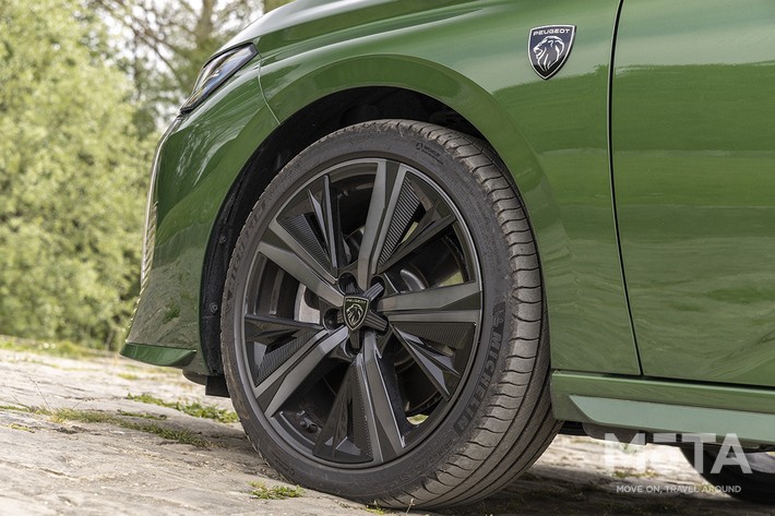 プジョー 308 PHEV