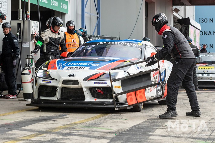 ニュルブルクリンク24時間レース2022