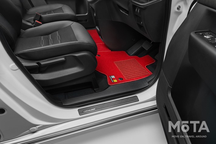 スポーツマット装着イメージ(フロント)