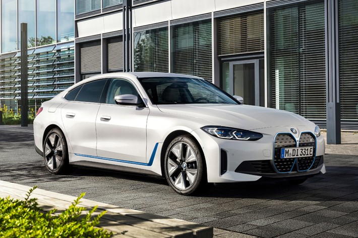 BMW i4