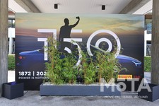 ピレリ 「ICE ZERO ASIMMETRICO」