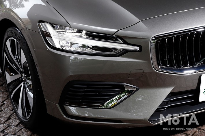 ボルボ V60 Recharge Plug-in hybrid T6 AWD Inscription