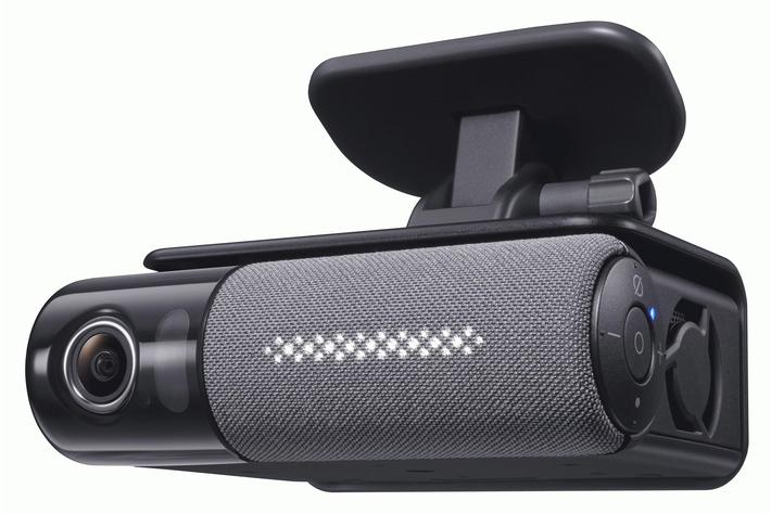 AI搭載通信型オールインワン車載器「NP1」が日刊自動車新聞社の“用品大賞2022”グランプリを受賞