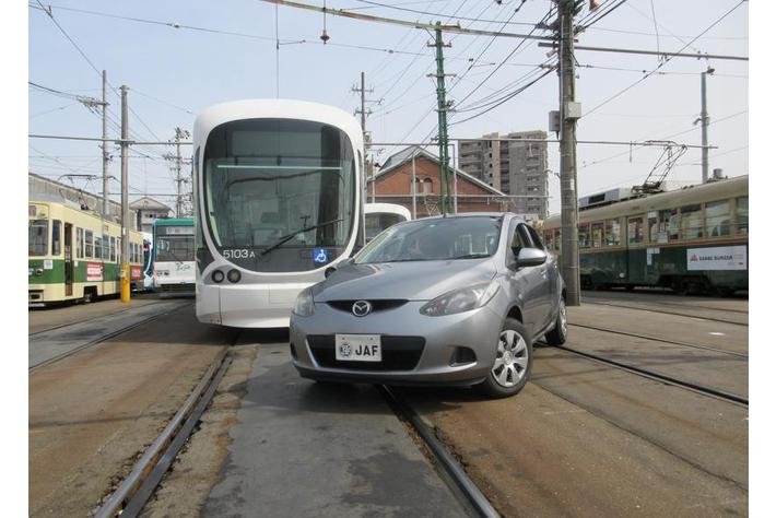 【JAF広島】広島電鉄とコラボし、クルマと路面電車の事故防止に向け活動開始