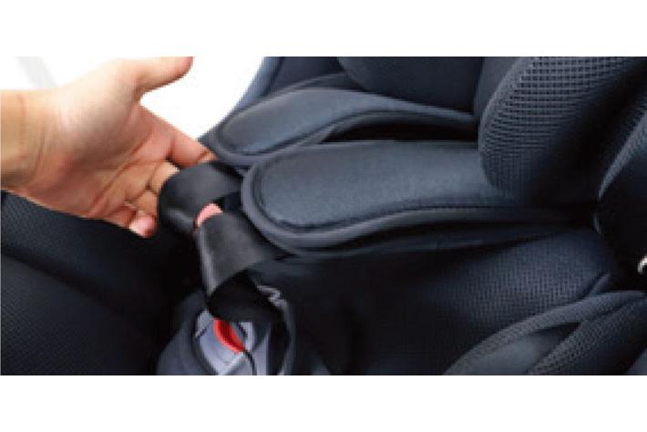 チャイルドシート【BRIDE Konforte ISOFIX black ver.】リニューアルし