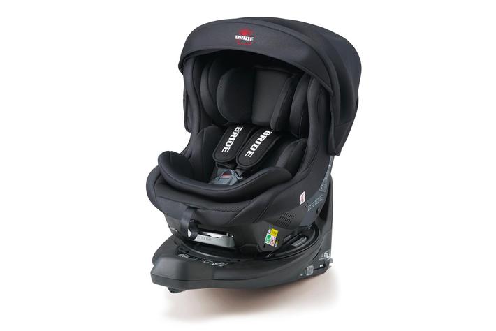 チャイルドシート【BRIDE Konforte ISOFIX black ver.】リニューアルし