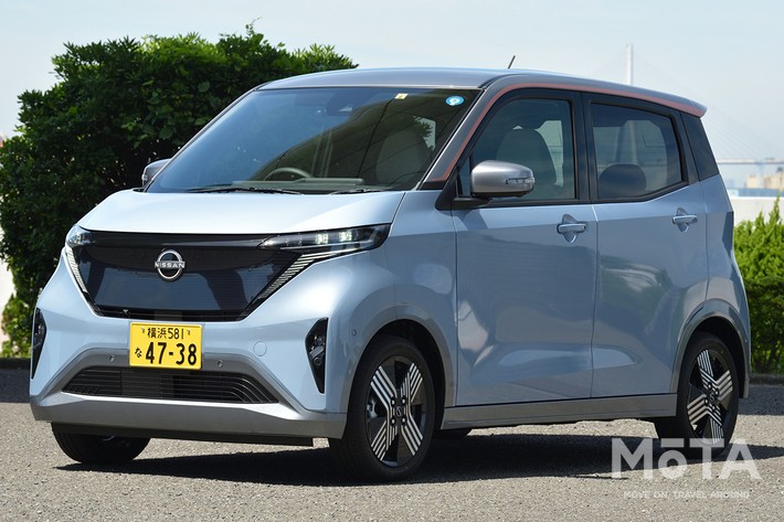 日産 サクラの外観