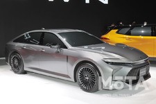 トヨタ 新型クラウン（セダン）