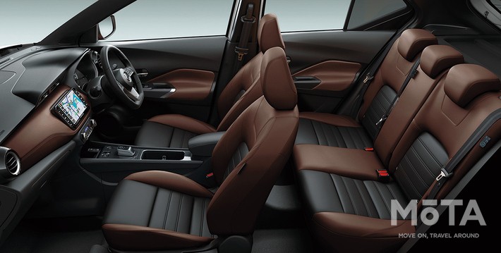 スタイルエディションのブラウン内装