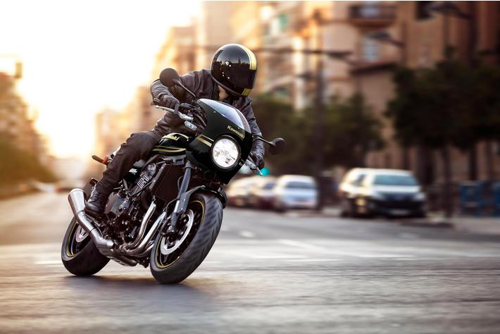 カワサキからZ900RS CAFE NEWグラフィック登場！Z900RS、Z900RS SEはカラーを継続し販売