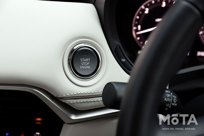 マツダ CX-60 XD HYBRID Exclusive Modern 8AT 4WD