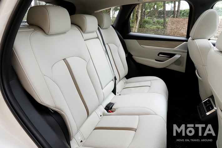 新型CX-60 XD HYBRID Exclusive Modern(エクスクルーシブモダン)