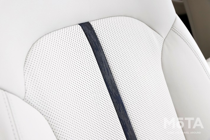 マツダ CX-60 XD HYBRID Premium Modern 8AT 4WD