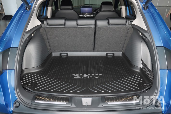 新型ZR-Vの荷室(画像は用品装着車)