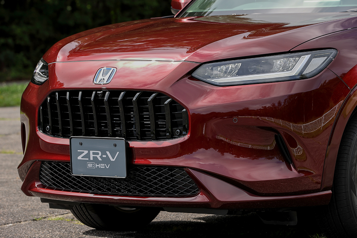ホンダ 新型zr V 押しの強いデザインに 最近のホンダ にしては攻めた と好意的な印象 価格設定にも いい値付け の声 みんなの声を聞いてみた 話題を先取り 新型車解説22 Mota