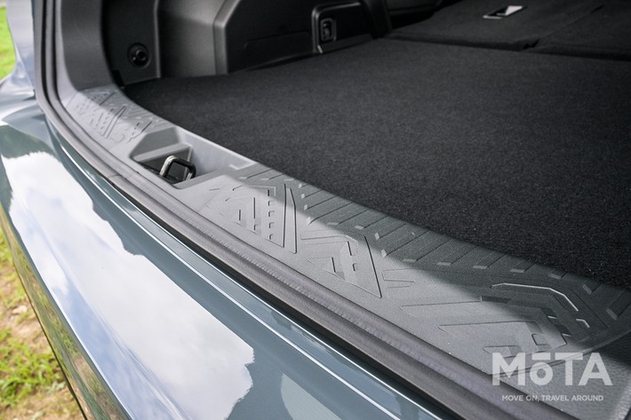 スバル CROSSTREK（クロストレック）／ボディカラー：オフショアブルー・メタリック