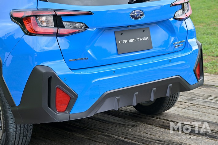 スバル CROSSTREK（クロストレック）／ボディカラー：オアシスブルー