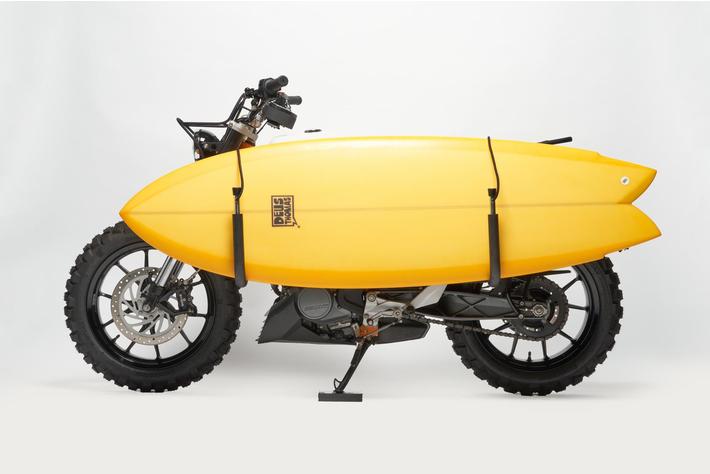 デウス最新 カスタム バイク 【旅に出たくなるバイク】|【業界先取り