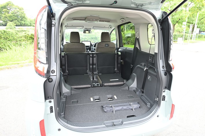 22年 トヨタ 新型シエンタは車中泊にもぴったりなシートアレンジの豊富さが魅力 買い得グレードは中間のgだが早く欲しいなら最上級のzを選ぶべきだ 徹底検証 22年新型車種ー試乗レポート Mota