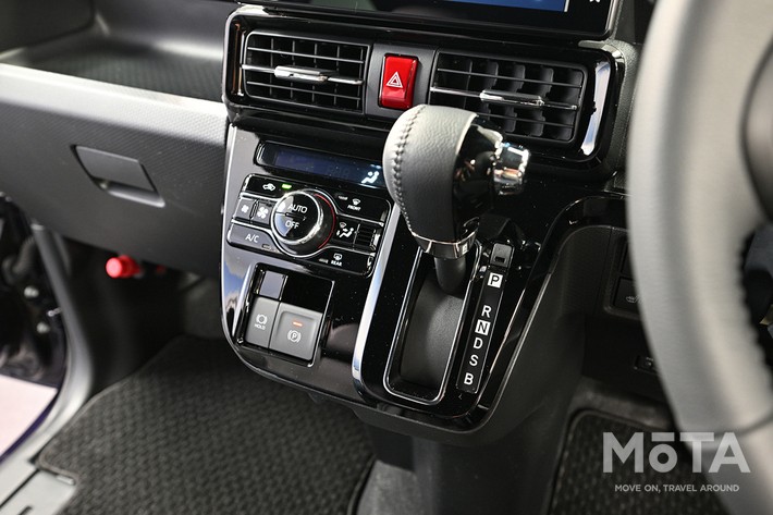 ダイハツ タントカスタム