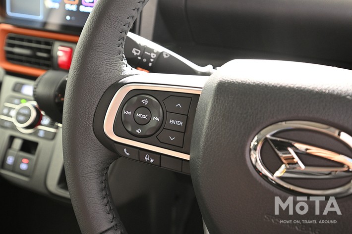 ダイハツ タント ファンクロス