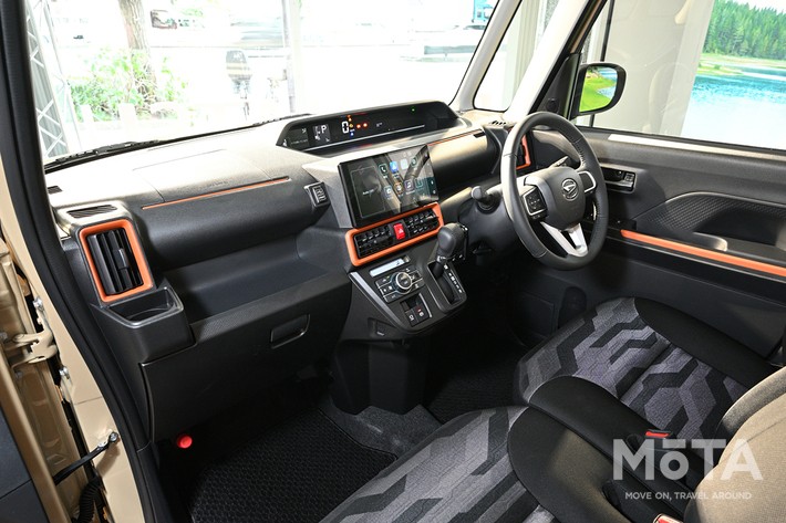 ダイハツ タント ファンクロス