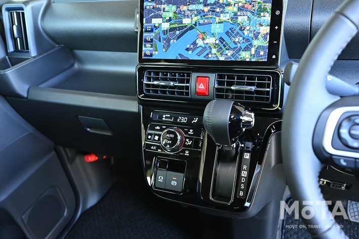 ダイハツ タントカスタム