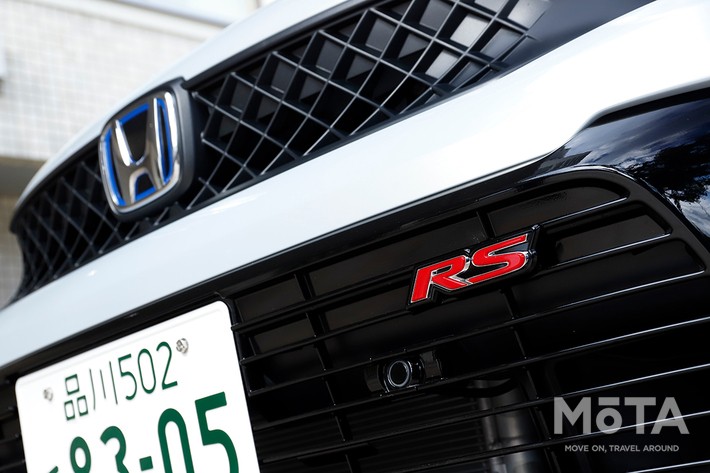 ホンダ フィット e:HEV RS（ボディカラー：プレミアムサンライトホワイト・パール）