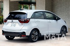 ホンダ フィット e:HEV RS（ボディカラー：プレミアムサンライトホワイト・パール）