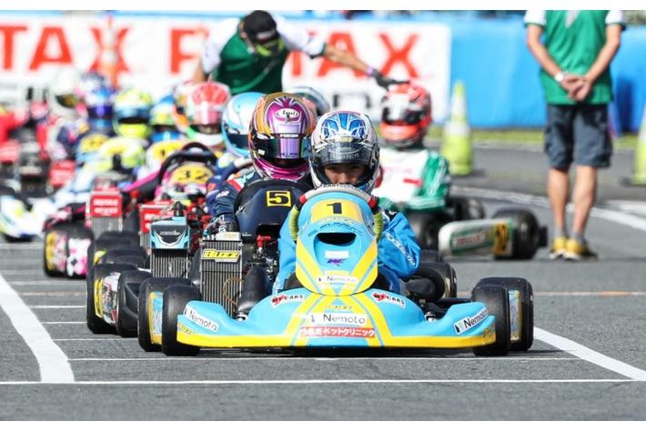 中学生レーシングドライバー「岸 風児」がレーシングカート世界