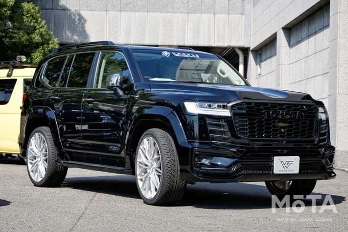 GMG祭 ランクル300 ダブルエイト ボディキット装着