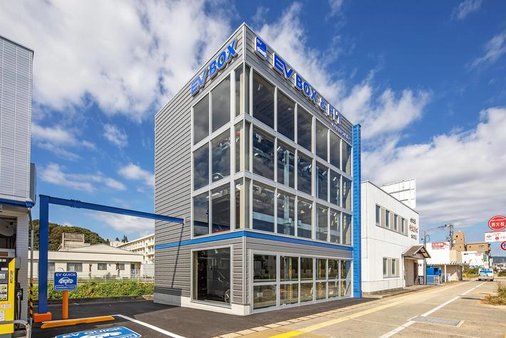 【兵庫初】EV車専門の販売・展示・整備総合サービス施設「EV BOX＆PIT」2022年11月6日姫路駅前にオープン