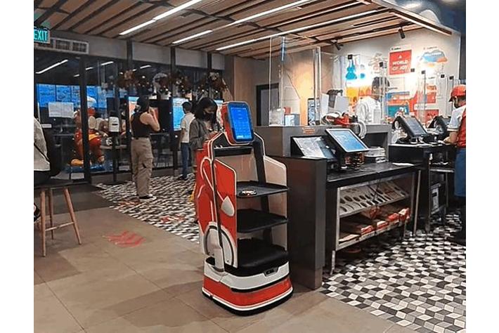 大手飲食チェーン店：「Jollibee」は オリオンスター社ロボットを導入