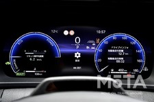 トヨタ クラウンクロスオーバー RS 