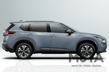 日産 エクストレイル／ボディカラー：ステルスグレー