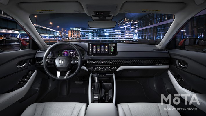 ホンダ 新型アコード(北米仕様)のインパネ